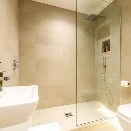 1 Bed In 82293
